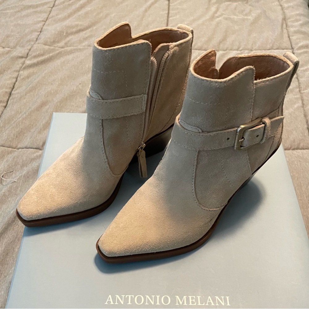 New Antonio Melani Ankle boots